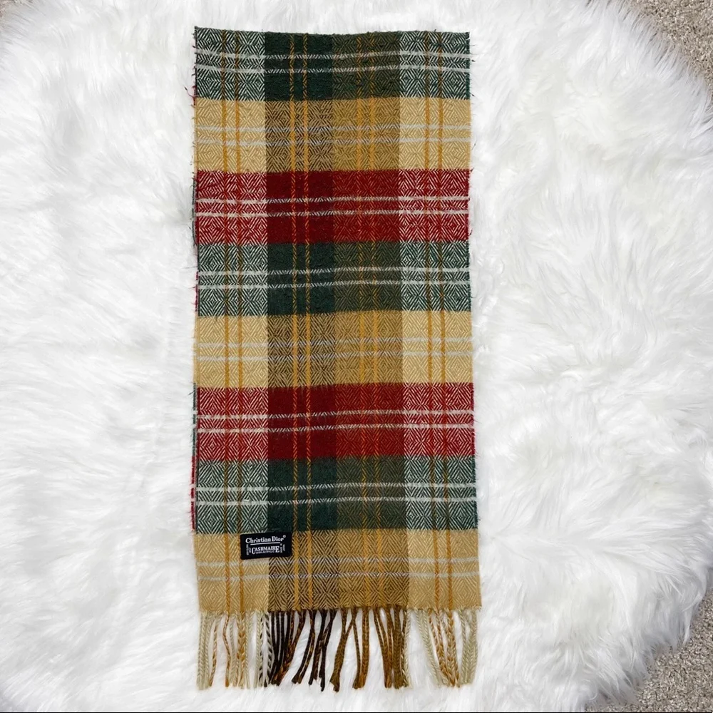 🍑2/$50🍑 DIOR plaid fringe Scarf